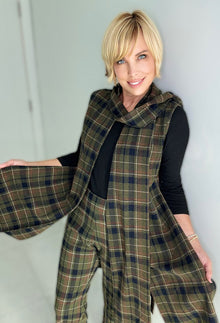 Vest N Shawl Combo - Romantic