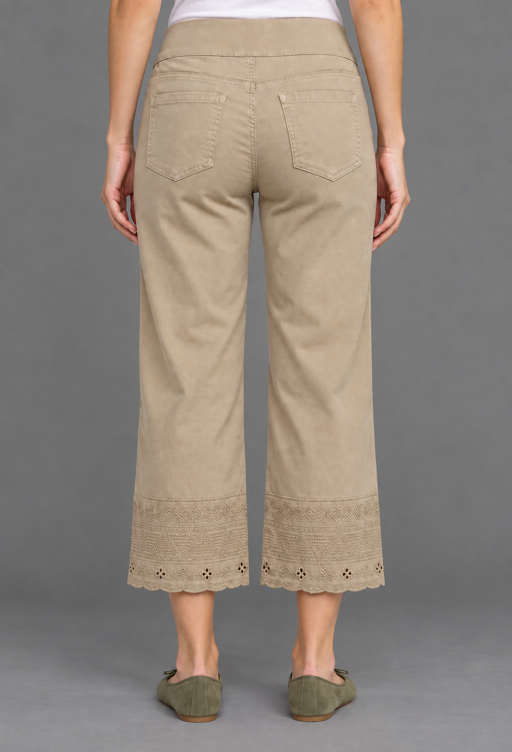 Cropped Crocchet Edge Pant - Gear