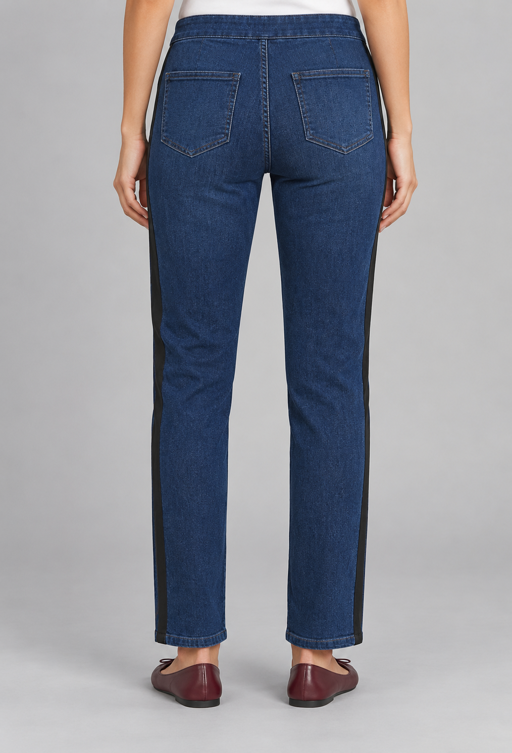 Tuxedo Stretch Jean. - Layout