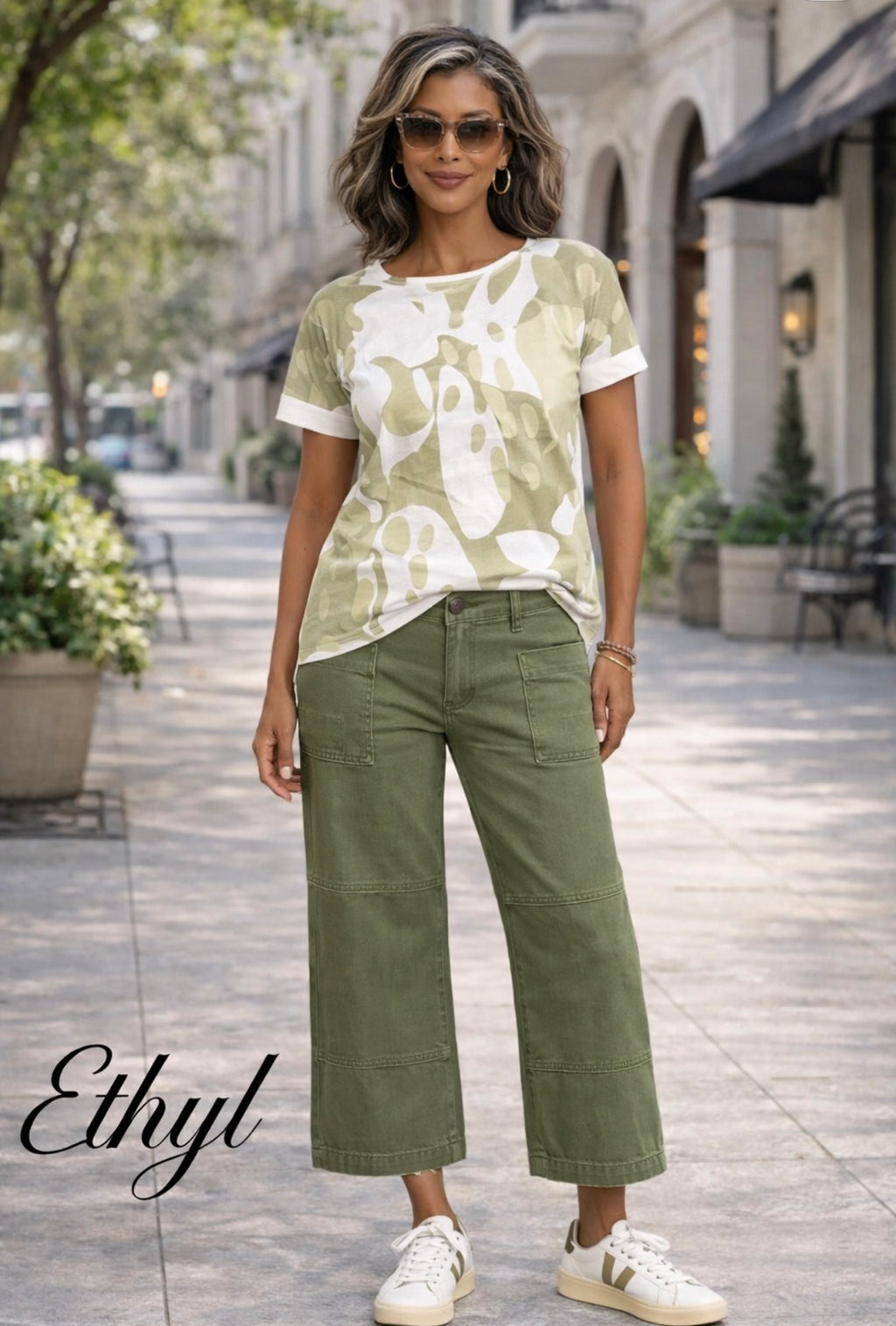 Signature Wide Crop Pant - Serious