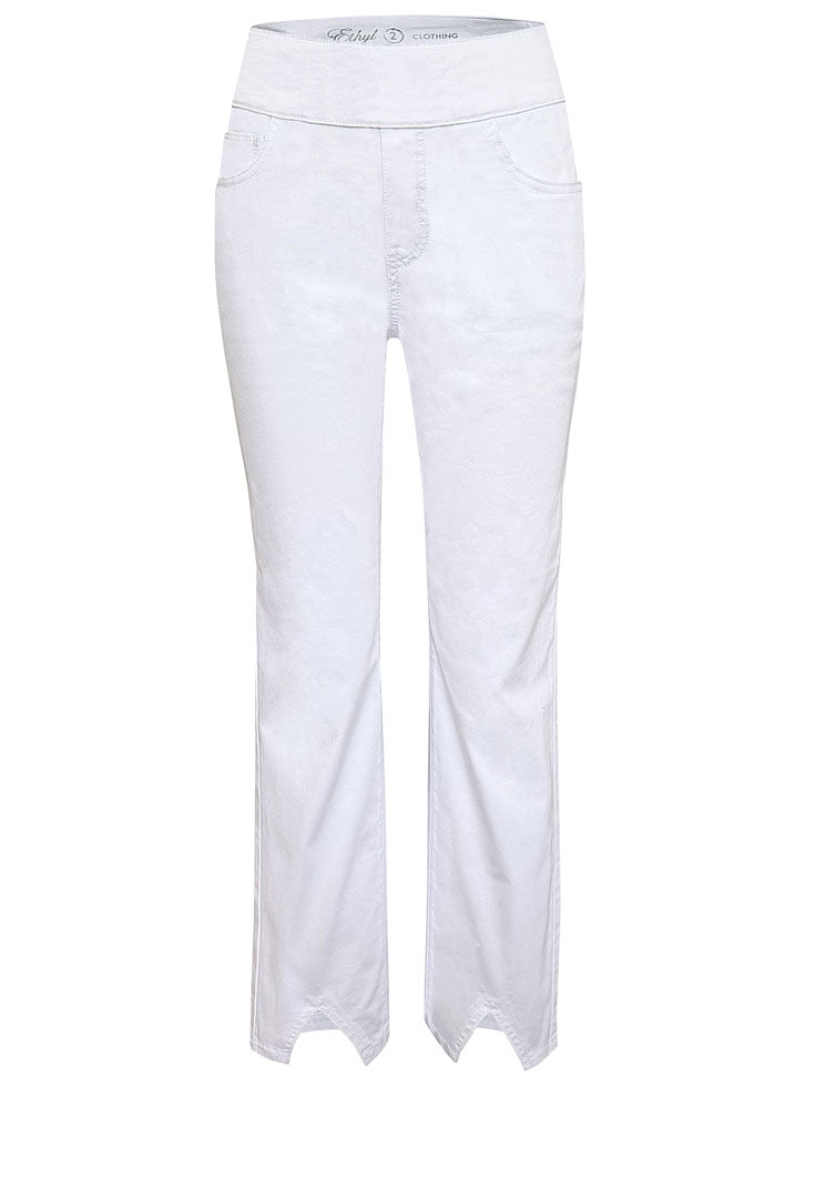 Venus V Crop Pants - Sandpoint