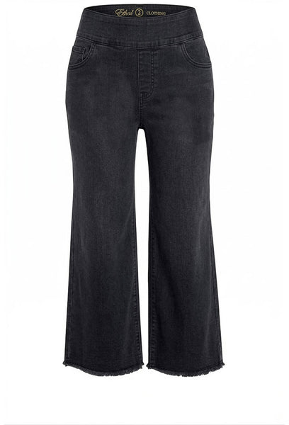 Wide Leg Capri - Month