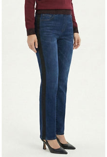 Tuxedo Stretch Jean. - Layout