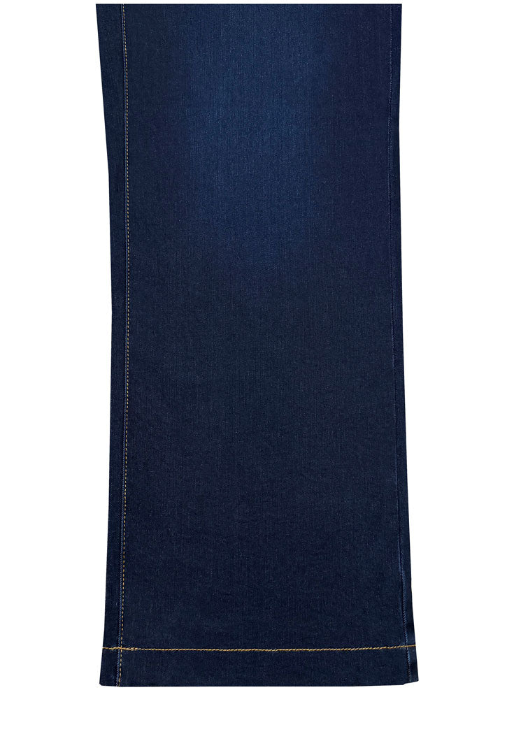 Clean Cut Crop - Exhibit